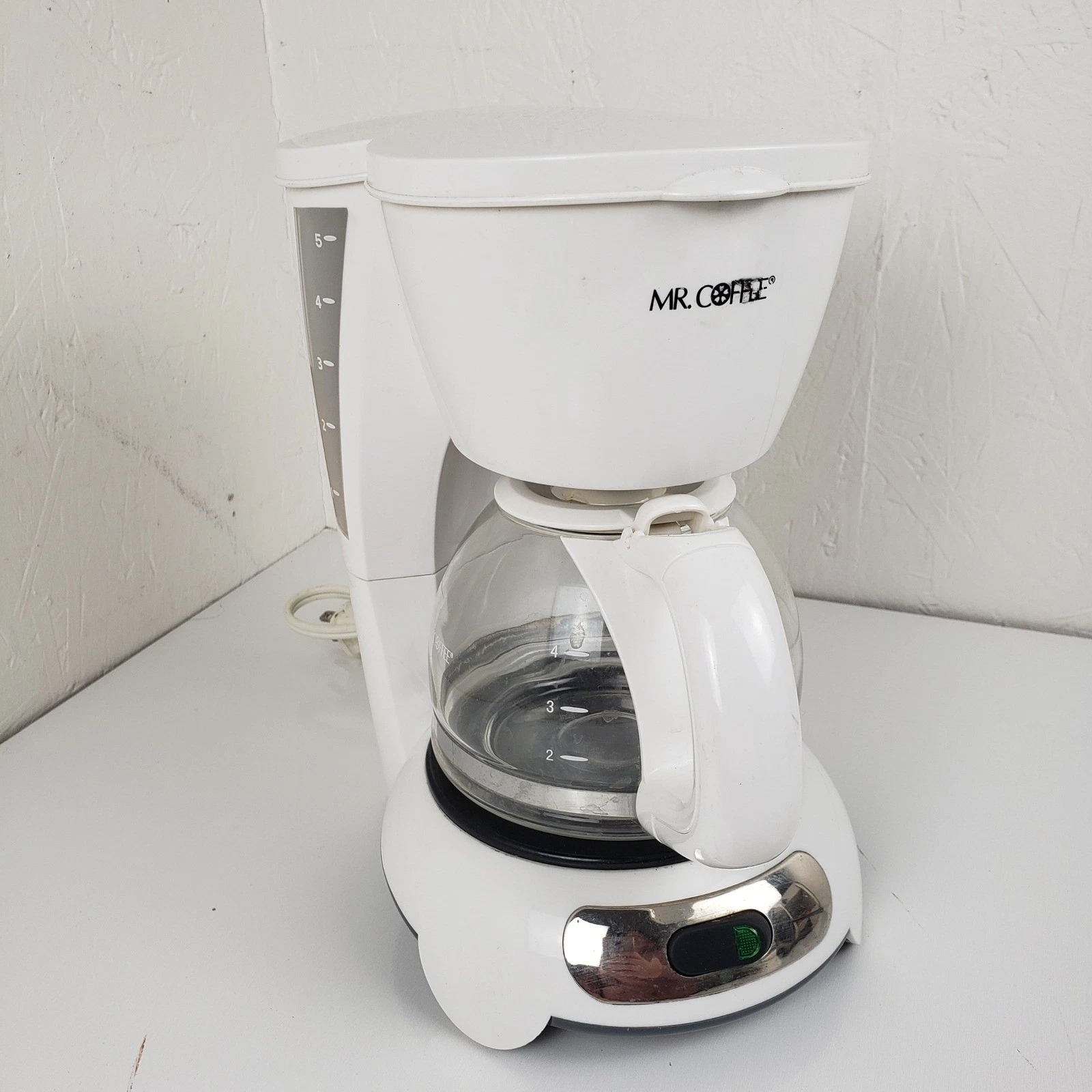 Mr. Coffee TF6 5-Cup Drip Coffee Maker White with Glass Carafe 650W Compact