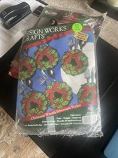 Design Works Crafts Christmas Wreath Silverware Pocket￼ Kit