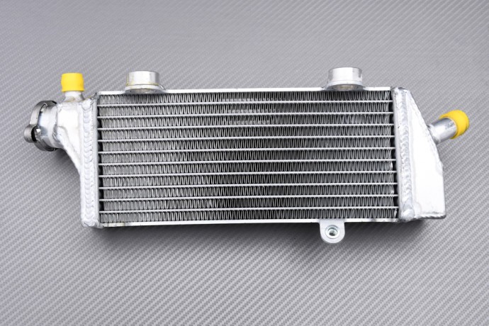 Radiateur alu KTM SXS 125 2007 : idéal pour circuits motocross et pistes d'enduro