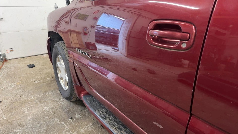 (LOCAL PICKUP ONLY) 00 01 02 03 04 05 06 GMC YUKON Front Door Left Foto 4 de 4