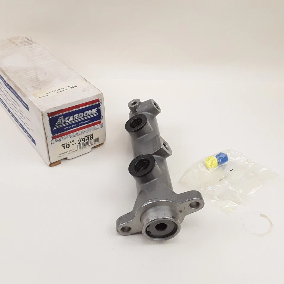 Cilindro maestro de freno para Ford 2003 Lobo, 2001 2002 Expedition, Lincoln Navigator Foto 2 de 4