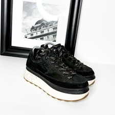 UGG Black Suede Platform Sneakers Women s Size 10 Casual Lace-Up Shoes