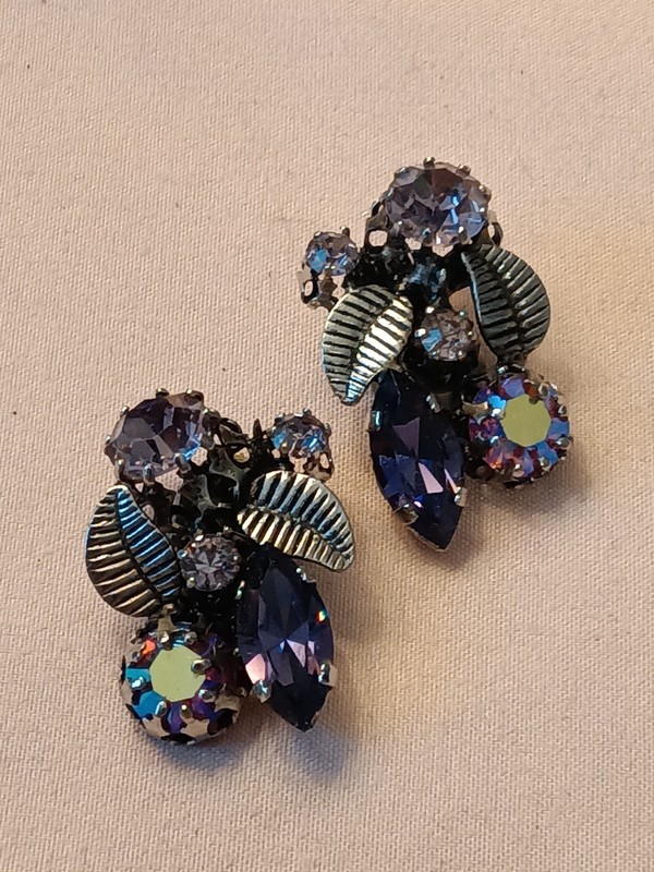 Vintage Gorgeous Signed Austria Aurora Borealis Smokey Grey 1940's Earrings