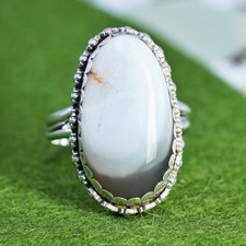 Size 9, vintage southwestern Sterling 925 silver handmade ring with agate beads