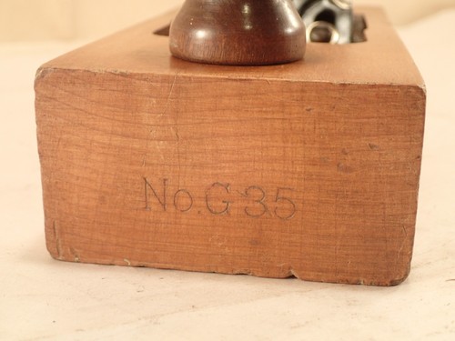 Vintage STANLEY GAGE No. G 35 Self Setting Smooth Plane, 2 in. Cutting Iron - Picture 2 of 14