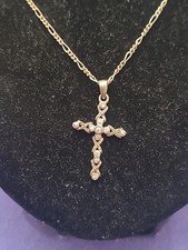 Elegant 925 Sterling Silver Pendant Necklace on Chain – Timeless Jewellery Gift