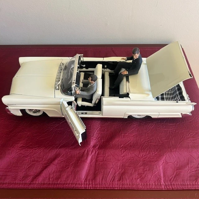 1958 Lincoln Continental 1:18 SunStar 4707 Kennedy - Изображение 4 из 4