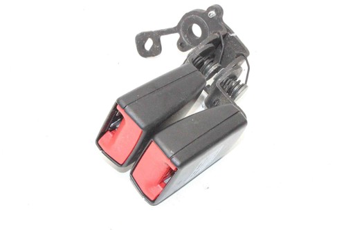 VW GOLF VII Variant BA5, BV5 Hintere mittlere Sitzschnalle 8V0857739A 23907018