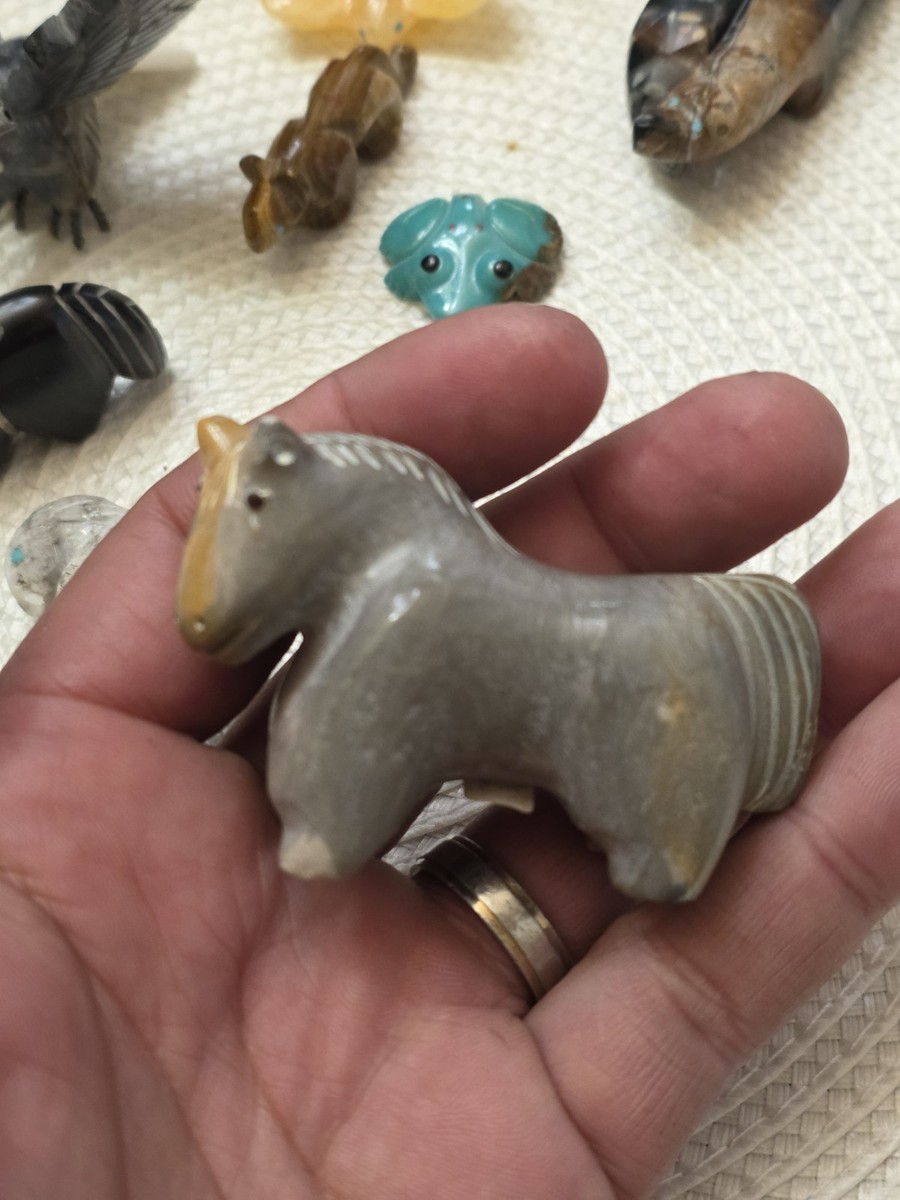Zuni Fetish 馬 Vtg Native American Fetish Carved Lot Of 10 Different Animals Some