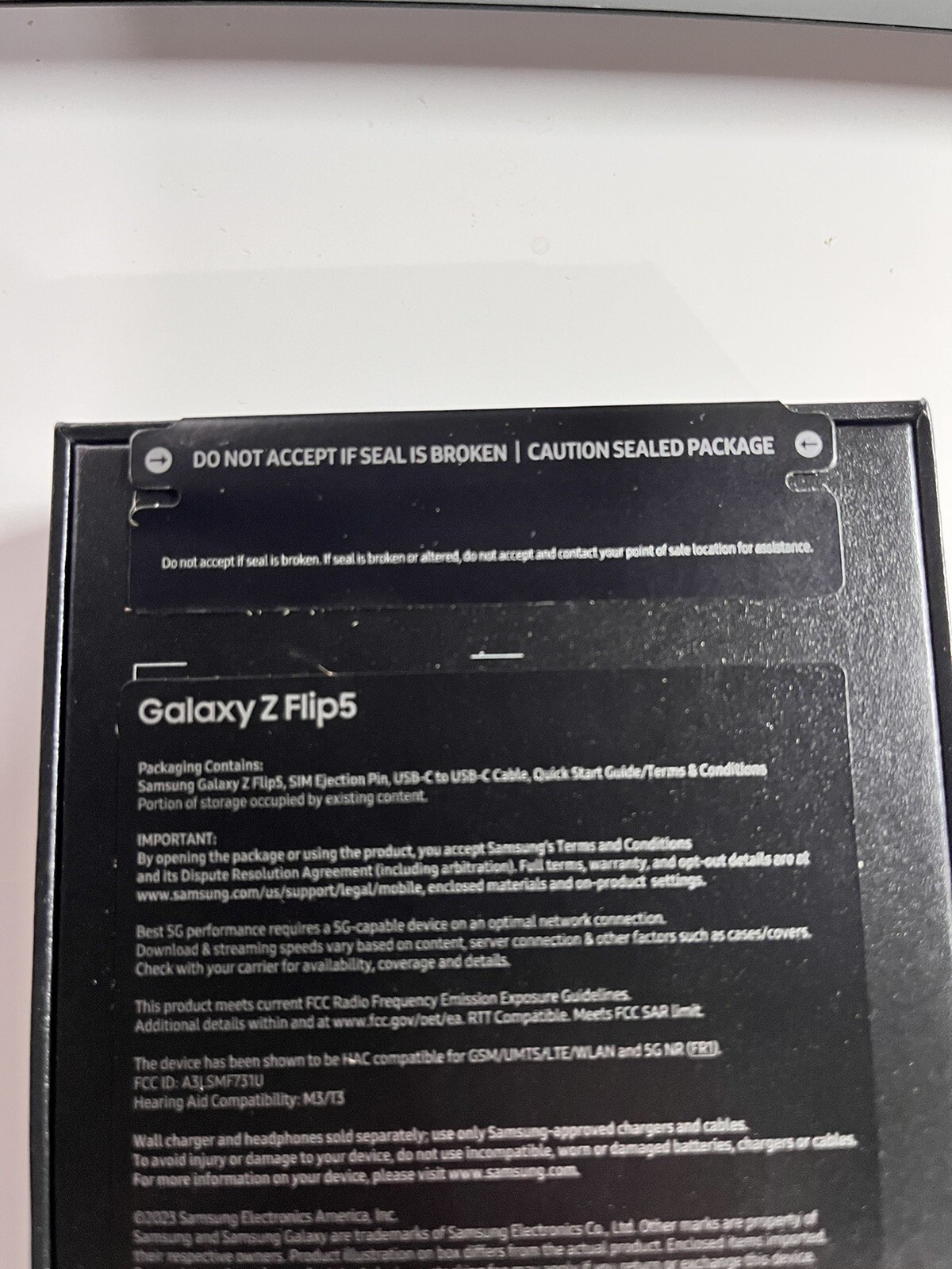 New, factory sealed, unlocked   Samsung Z Flip 5   512GB Yellow Free Shipping