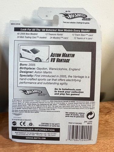 2008 Hot Wheels #50 All Star 10/36 ASTON MARTIN V8 VANTAGE Blue and Black - Picture 4 of 7