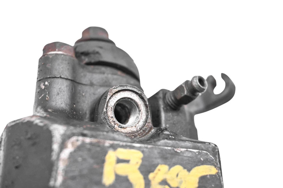 Pinza de freno trasera 87 Honda TRX250X Foto 2 de 4