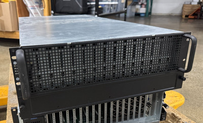 AIC J4060-03-03X  XJ1-40603-03 60 x 3.5'' HS Bays, Single SAS 12G, Tool-less HDD
