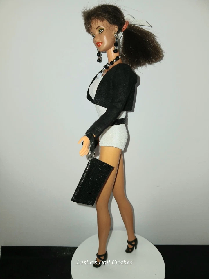 Bolero negro de 7 piezas y accesorios para Barbie de 11,5" y muñecas del mismo tamaño Foto 3 de 4