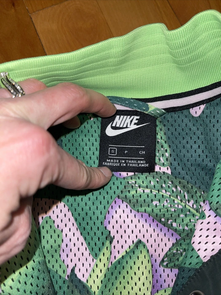 Niñas Nike Ropa Deportiva Chaqueta Bomber Verde Floral Reversible Talla Juvenil Pequeña Foto 3 de 4