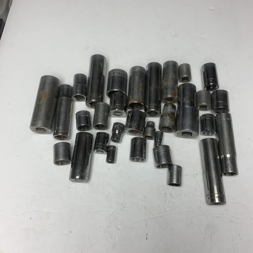 Craftsman USA Lot Of 32 SAE Sockets Various Sizes V, GG, EE, VV