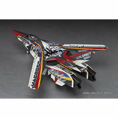 Hasegawa 1/48 Macross VF-1J VALKYRIE 30th Anniversary Color Model