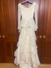 Vtg 1950's Ruffled Lace Wedding Dress