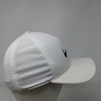 Nike Golf Fitted Hat White S/M Classic99 Dri-Fit Breathable Mesh 6