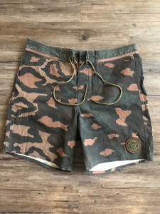 deus ex machina board shorts