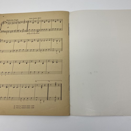 The Liberace Treasure Chest Sheet Music Easy Student Arrangements - Picture 6 of 7