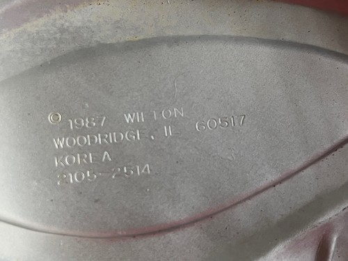 Wilton 1987 Aluminum 2105-2514 Easter Lovable Lamb Sheep Sheet Cake Pan 12”x14” - Picture 6 of 6