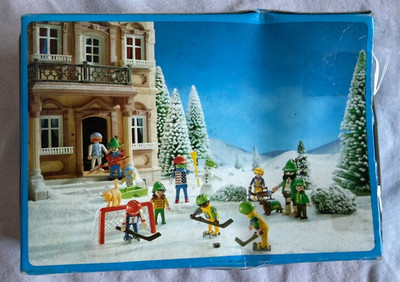 Playmobil Hockey Players Set Three Players With Sticks and One Goal