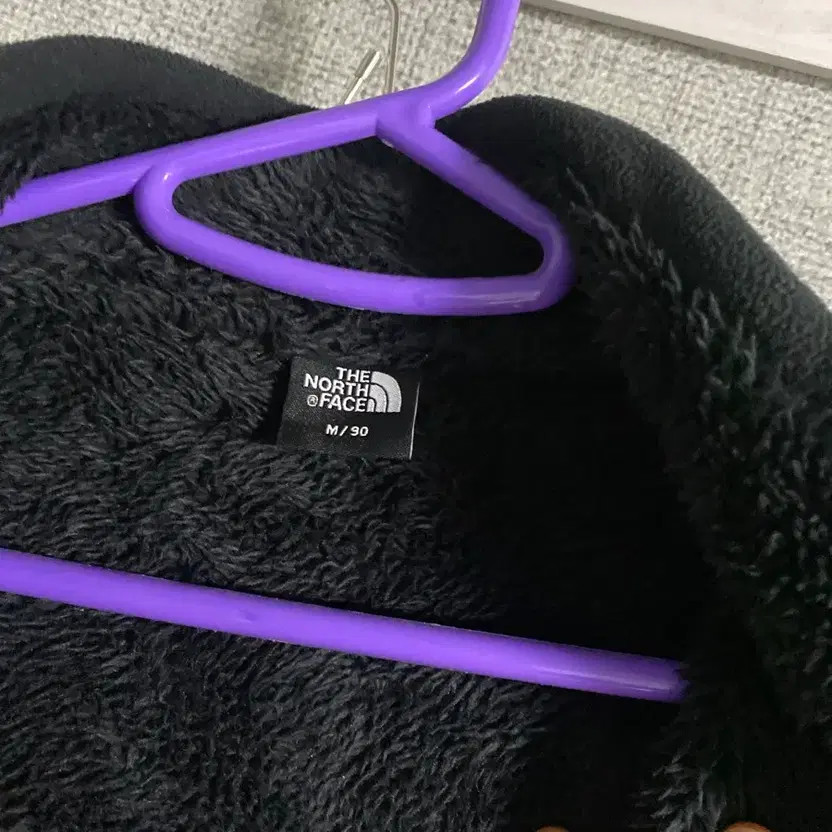 North Face Women's Black Fleece Zip-up Jacket, Size M thumbnail 2