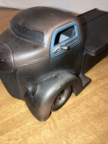 Jada Toys For Sale 1947 Ford Coe Vintage Flatbed Pickup TRUCK Scale 1:24 - Picture 12 of 16