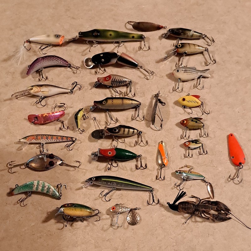 Vintage Mixed Lot 29 Fishing Lures Heddon, Strike King, Rapala, More!
