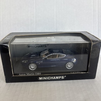 Minichamps Aston Martin DB9, 1:43 Scale, Die Cast Boxed Midnight Blue, 1 of 3024