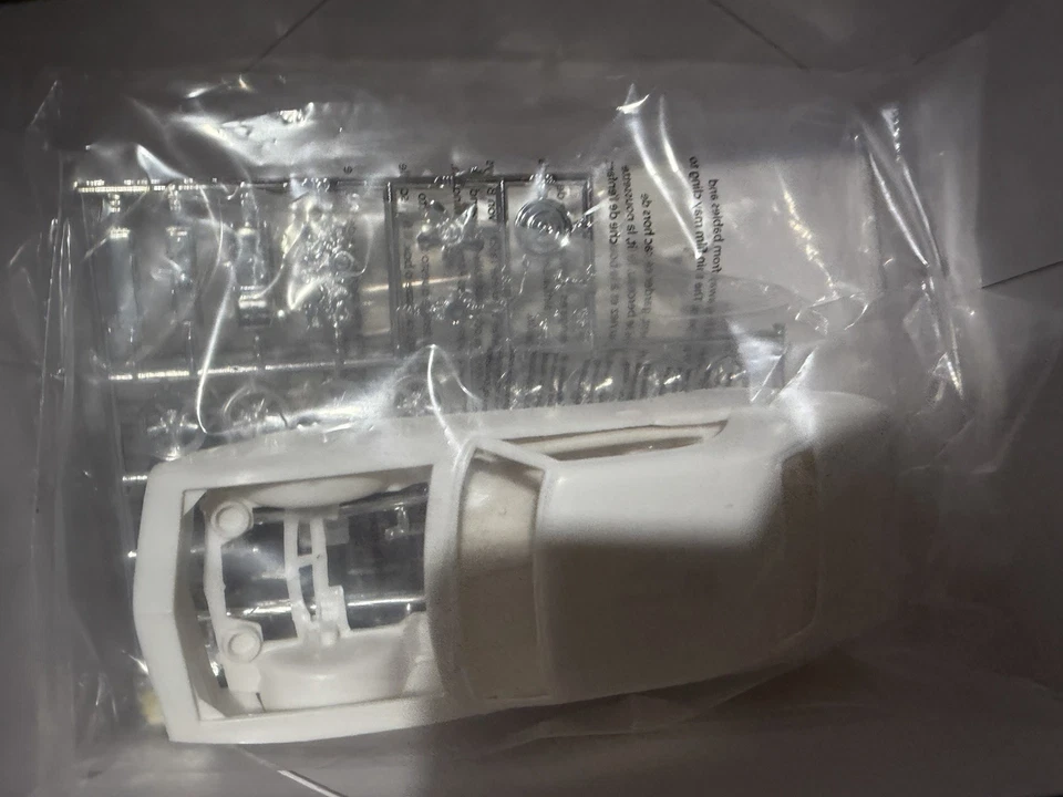 AMT 1969 Yenko Chevy Camaro 1:25 Scale Plastic Model Kit 1093 Sealed Parts - Image 2 of 4