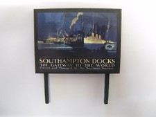 Southampton Docks - Model Railway Billboard - N & OO Gauge