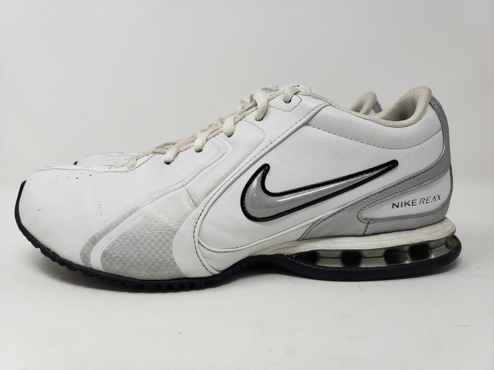nike reax white
