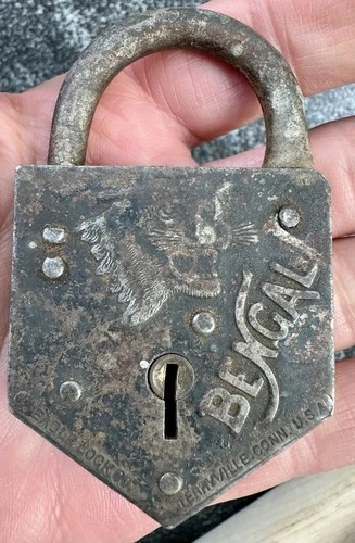 Antique PADLOCK Lock BENGAL TIGER Hardware EAGLE LOCK COMPANY Terryville Conn US