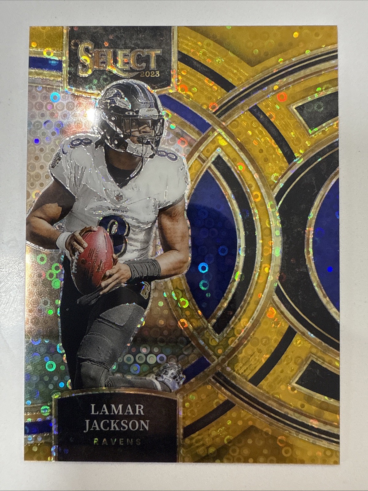 2023 Panini Select Premier Level Lamar Jackson #190 Gold Prizm /10 Jersey Match