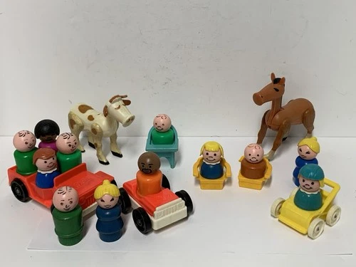 *LOT OF 20*Vintage Fisher-Price Little People 12 Figures, 2 Animals, 2 Cars READ
