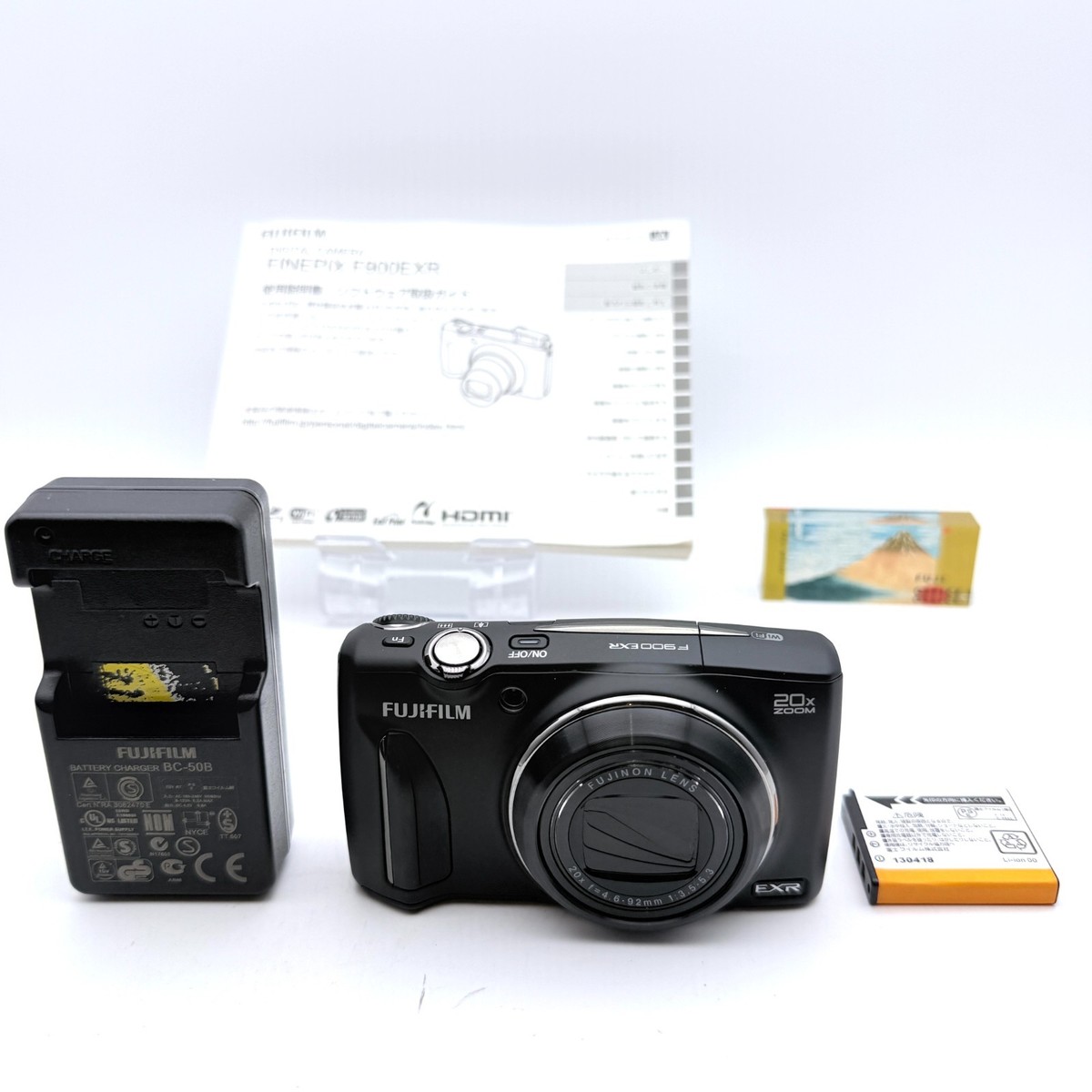 Fujifilm FinePix F900EXR 16MP Digital Camera 20x Zoom / Wi-Fi 