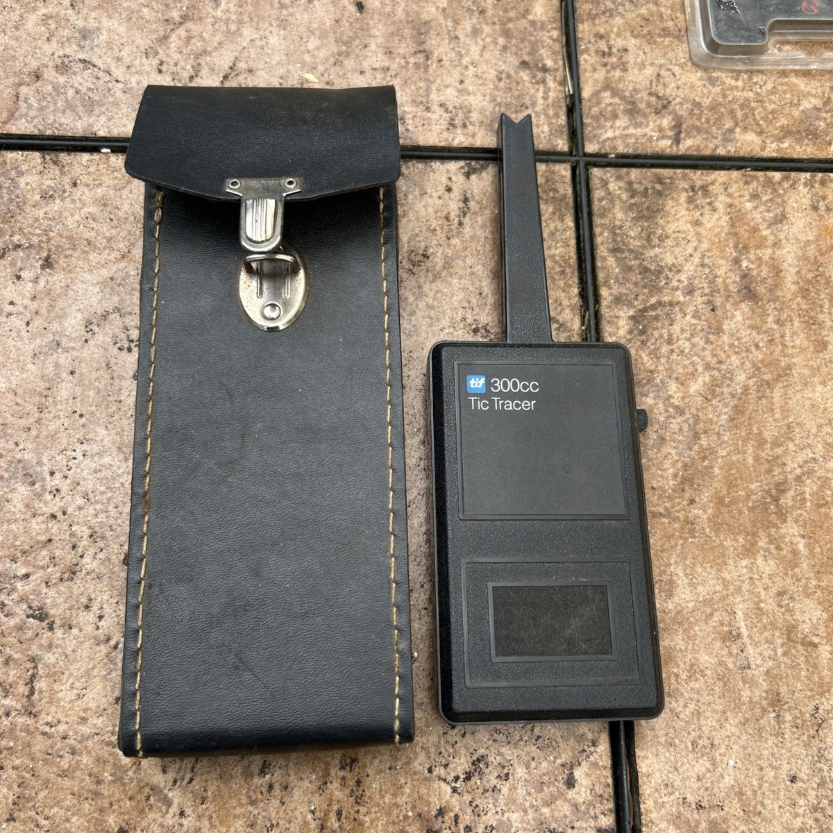 TIF Instruments 300cc Tic Tracer Electrical Tester | eBay