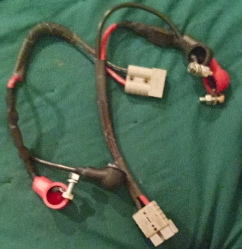 Battery Dual Cables to Controller for Quantum Power Wheelchairs Q6 Edge