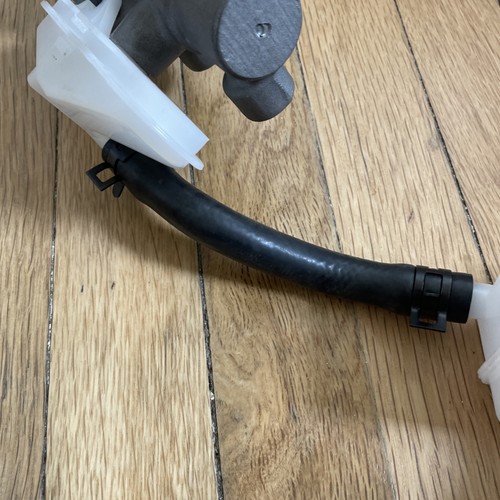 Dorman M630841 Brake Master Cylinder Honda Civic 2012 2013 2014 2015 46100TR0A01 - Picture 4 of 6