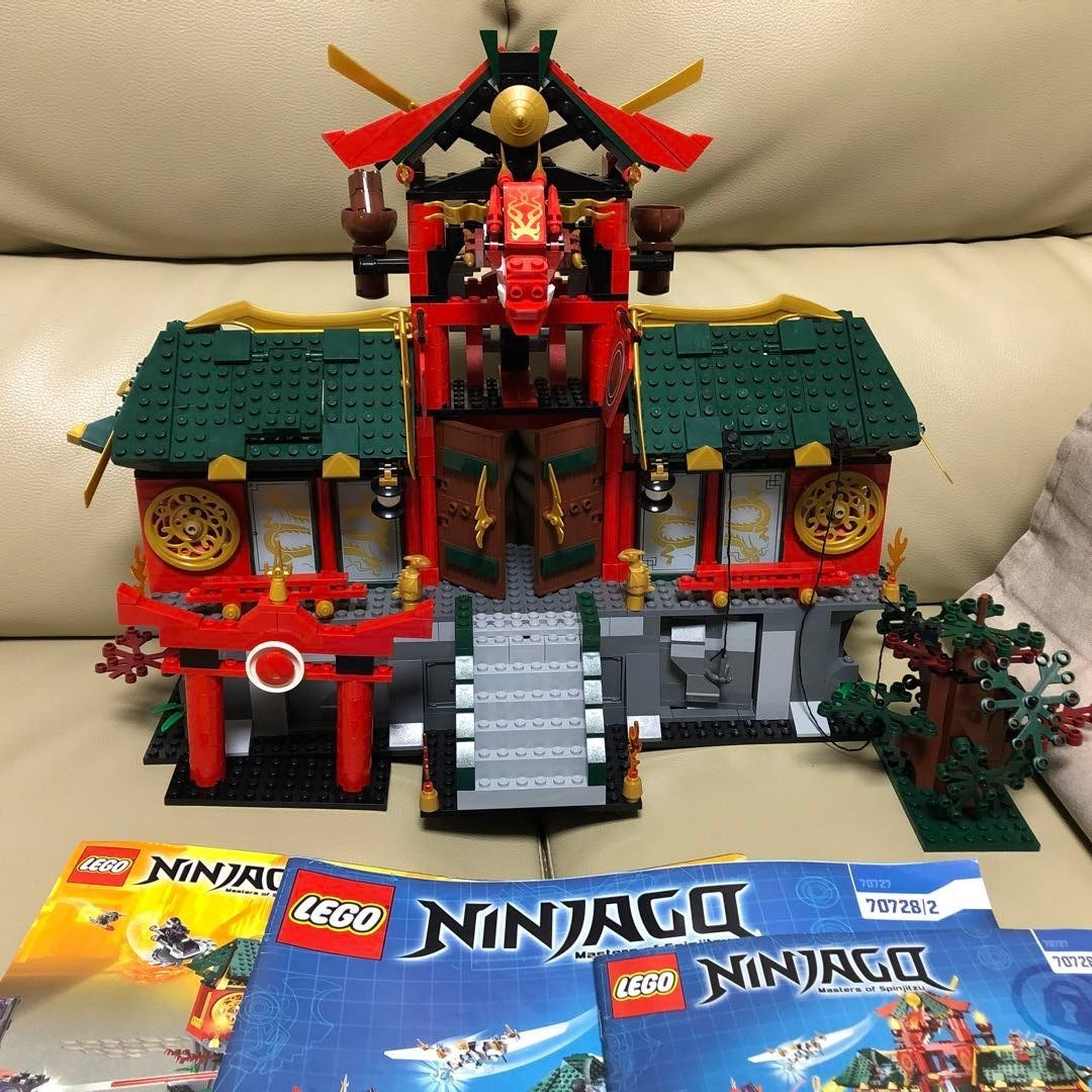 LEGO NINJAGO Battle for Ninjago City 70728 In 2014 Used Retired W