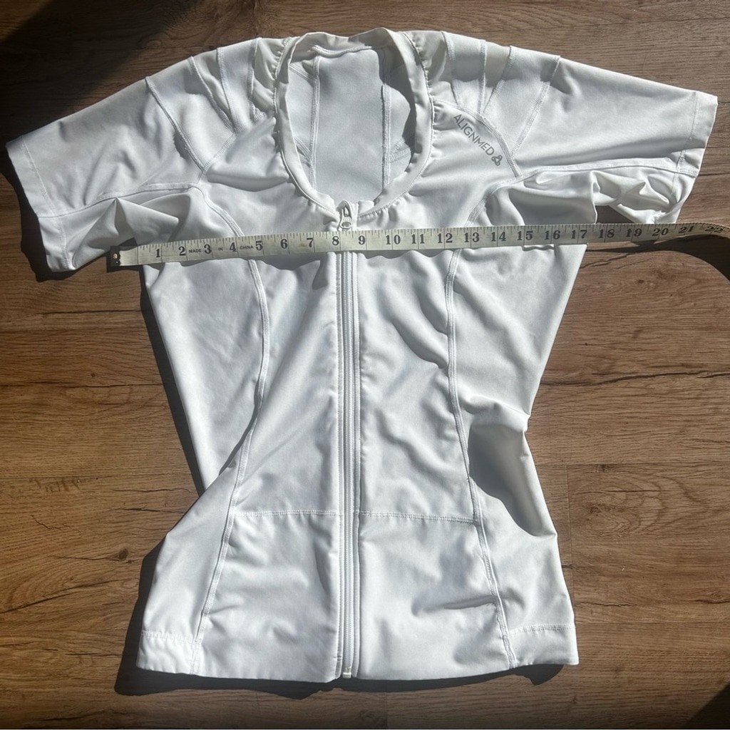 AlignMed AlignMe Active Compression Posture Shirt… - image 3