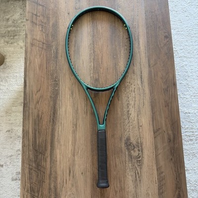 Wilson Blade 98 V9 Tennis Racquet 16x19 (4 1/8 )
