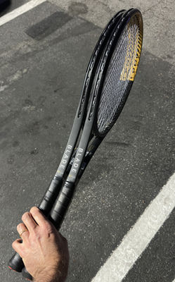 Pair of Wilson Blade Sw102 Cv Autograph V7.0 Racket Tennis Racquet