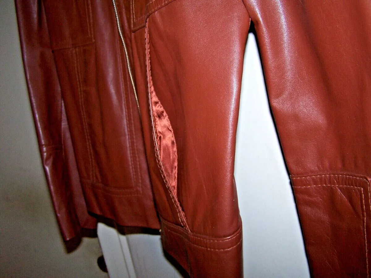 Vintage GENUINE LEATHER JACKET - Medium Brown - Made in Uruguay - EUC!