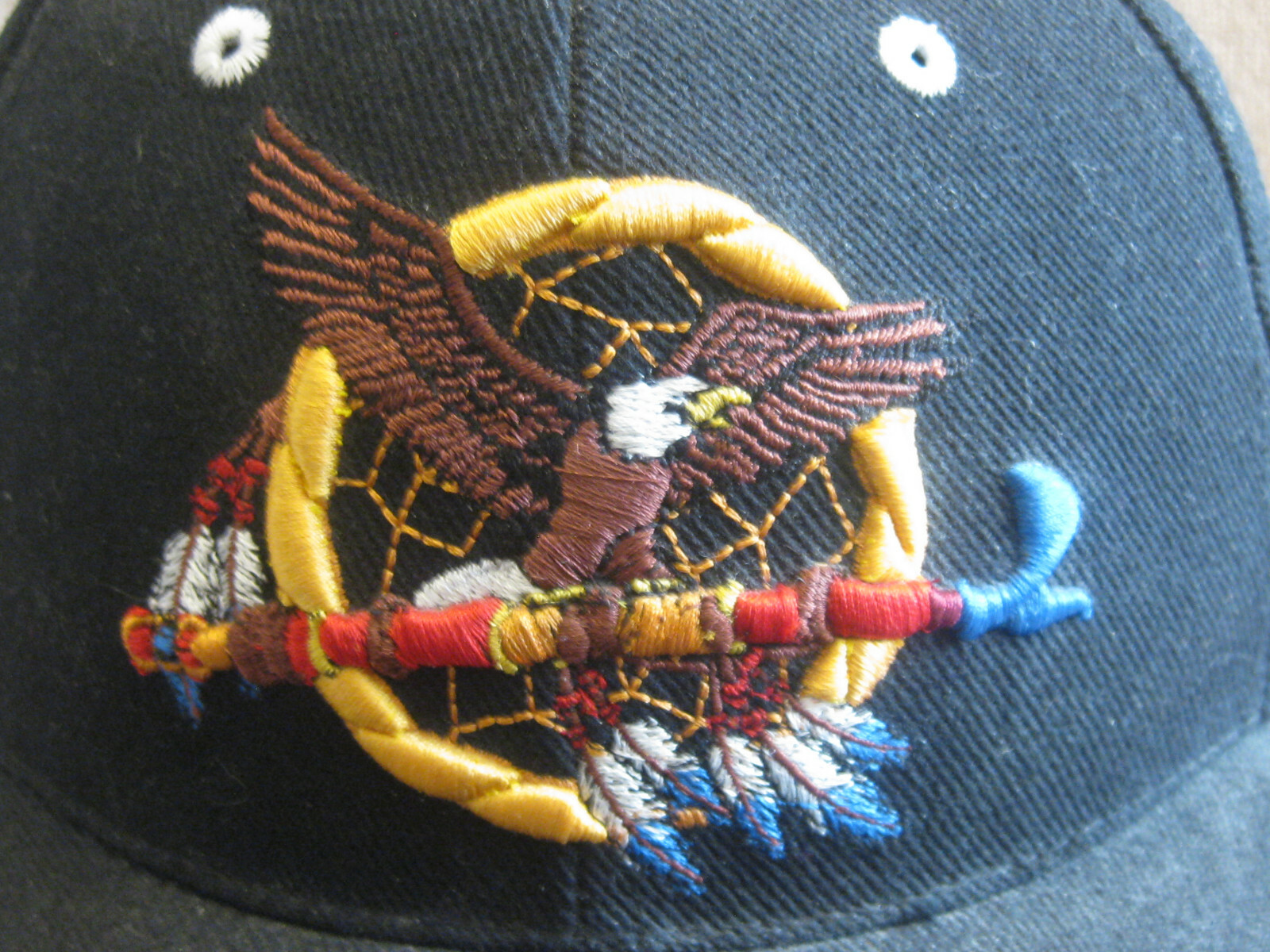 NATIVE PRIDE EAGLE & TOMAHAWK FEATHERS BRAVE INDI… - image 2