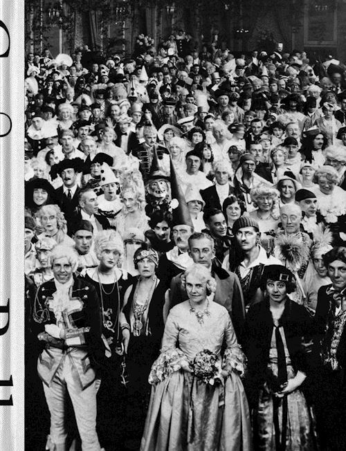 COSTUME BALLS. DRESSING UP HISTORY 1870-1927  - COOPER CYNTHIA - 5 Continents