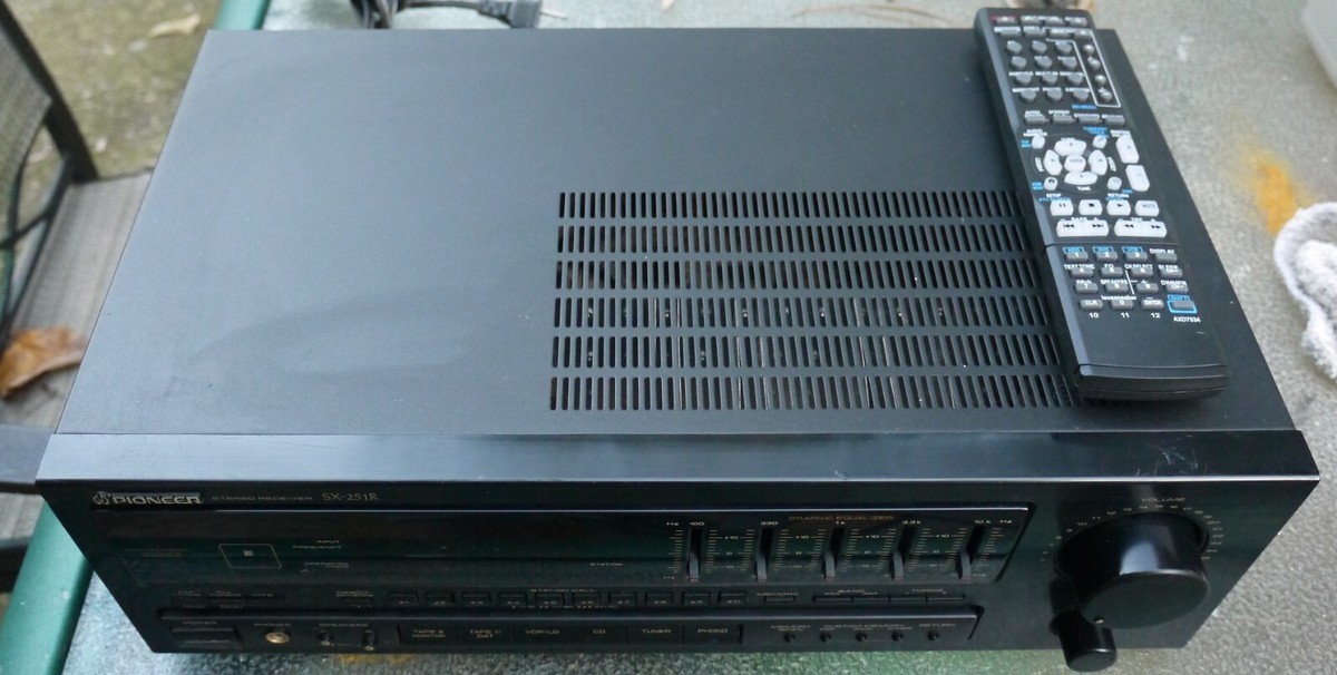 Pioneer SX-251R 5 Band EQ 50Watts/ Channel Stereo Receiver Tested