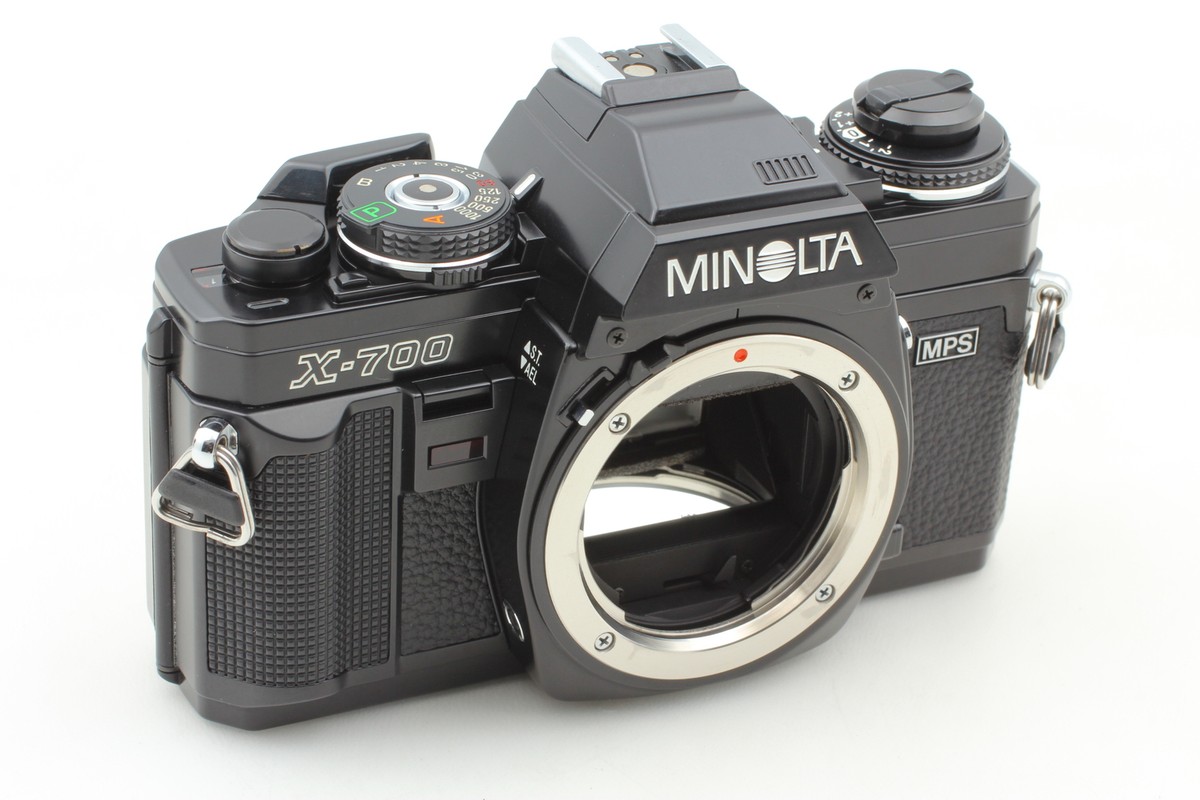 ミノルタ　x７００　50mm/35-70mm X-700 35MM SLR Film Camera with MD mount lens System